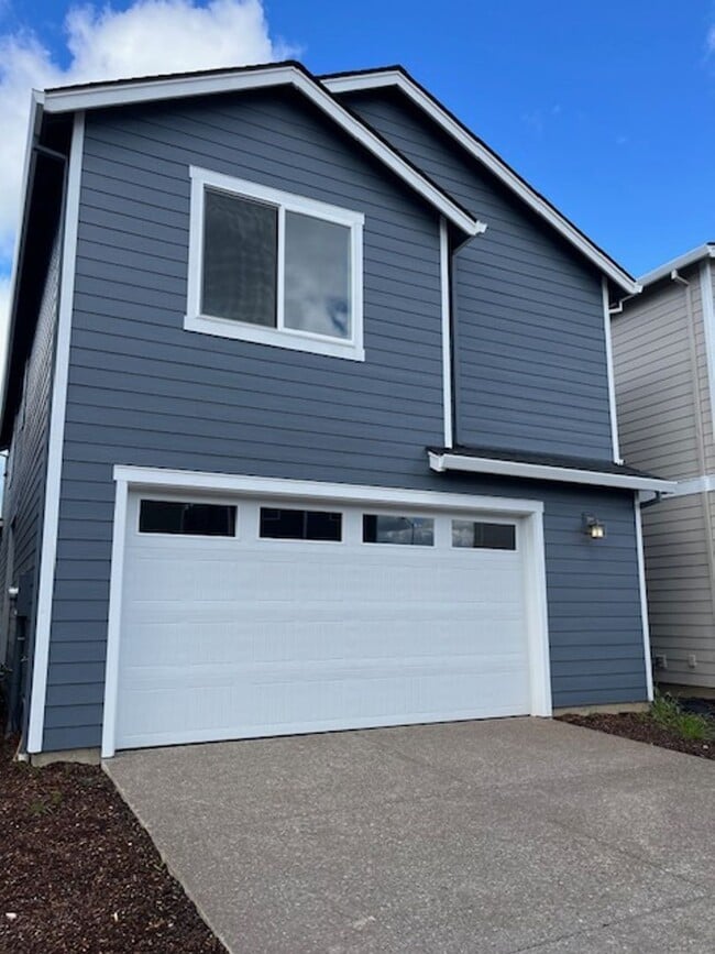 Building Photo - New 4 Bedroom 2.5 Bath Home McMinnville OR