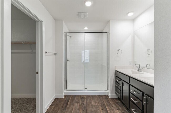 Building Photo - 309 Pedernales Ln