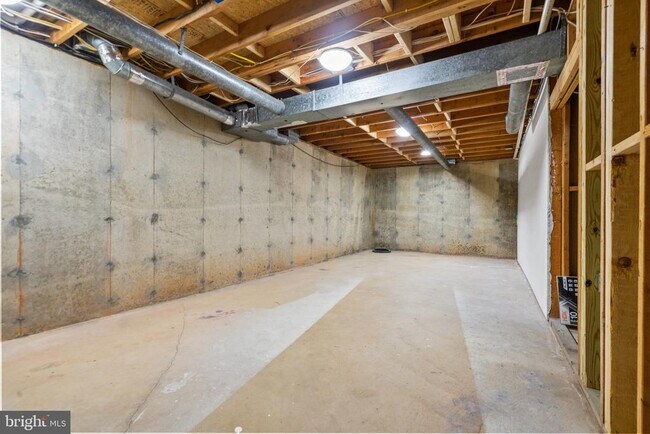 Building Photo - 13604 Wisteria Dr