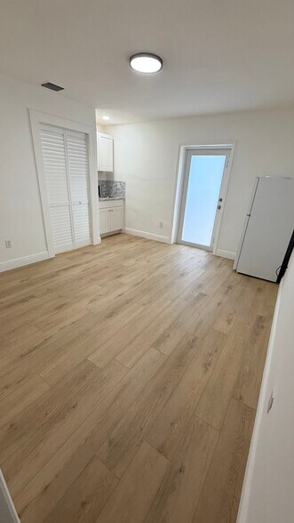 Building Photo - 2712 SW 118th Ct