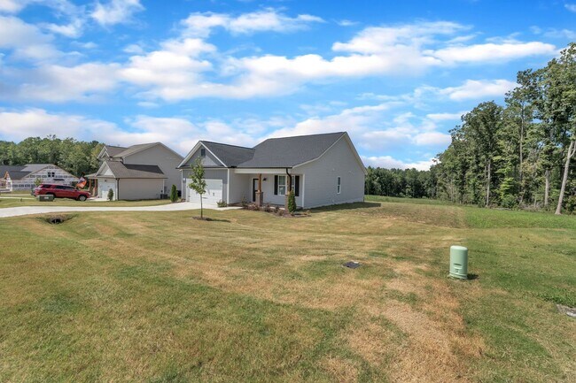 Building Photo - **Beautiful New Construction Home in Zebulon**