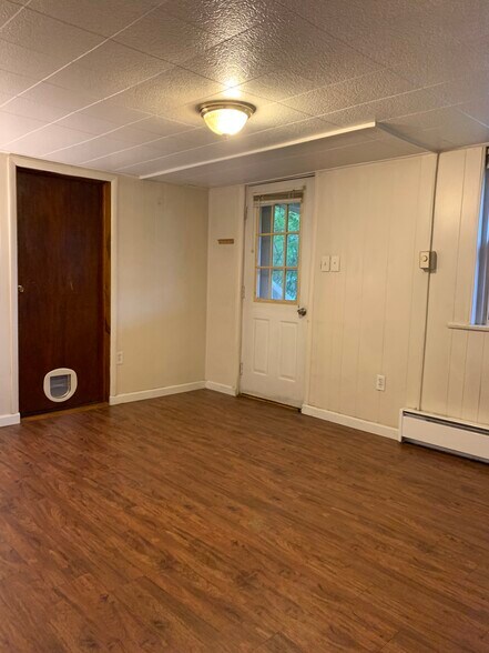 Building Photo - 514 4th St