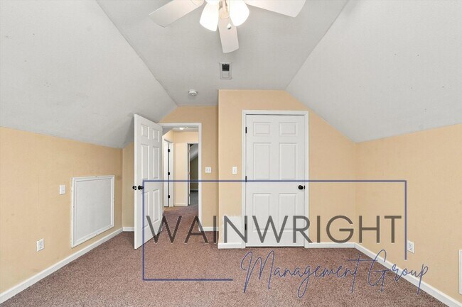 Building Photo - Lake Access Home Wirtz, VA
