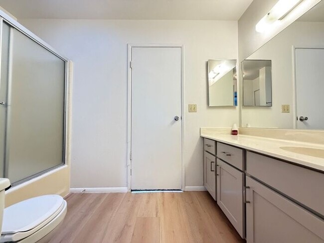 Building Photo - To schedule a viewing, call Wally Fellman at 702-493-9787