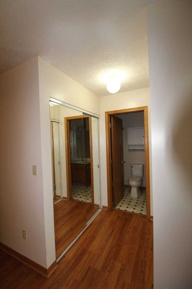 Building Photo - Two Bedroom Apartment