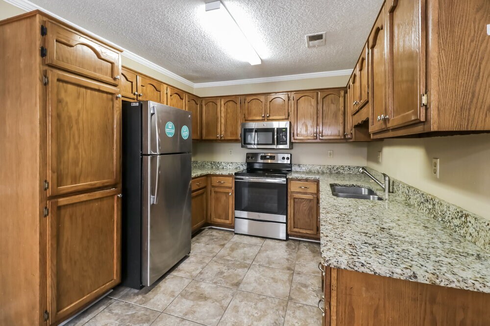 Building Photo - 6659 Valerie Dr