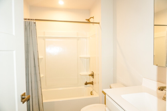 Building Photo - 25318 Tannin Cir