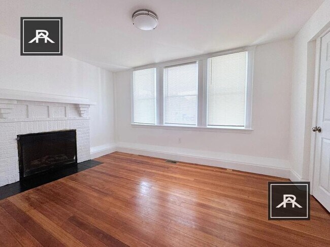 Building Photo - 8 bedroom in Brighton MA 02135