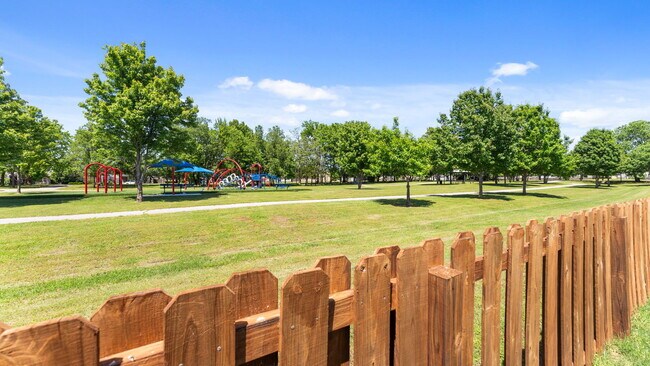 Building Photo - 4486 W Serviceberry Dr