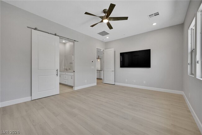 Building Photo - 265 Agnew St