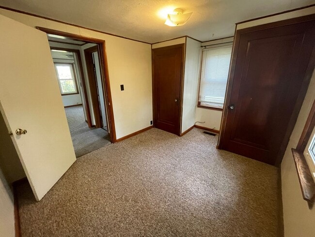 Building Photo - Available Now - 2 bedroom ranch