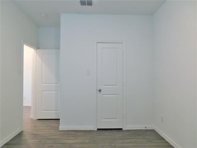 Building Photo - 1720 Da Vinci Dr