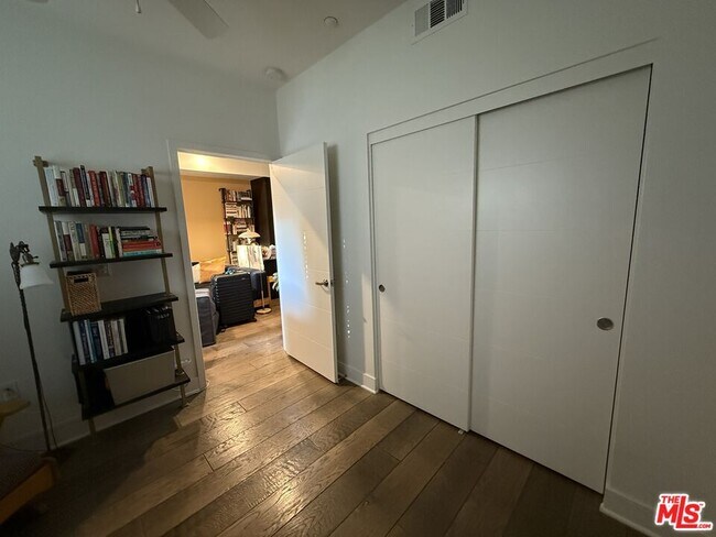 Building Photo - 2970 Ripple Pl