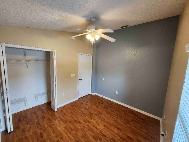 Building Photo - 7493 Briarbay Loop