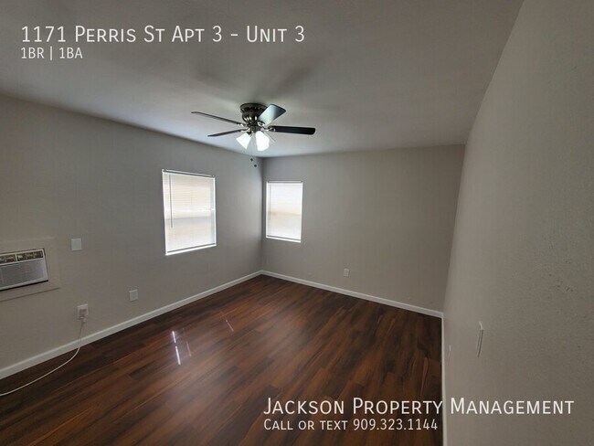 Building Photo - 1171 N Perris St