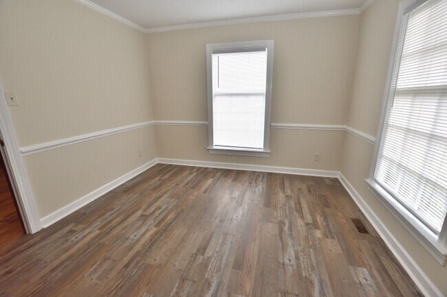 Building Photo - 1132 Niblick Dr