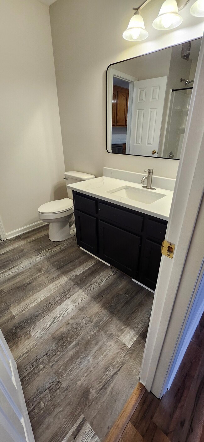 Building Photo - 2308 Forrest Fields Dr