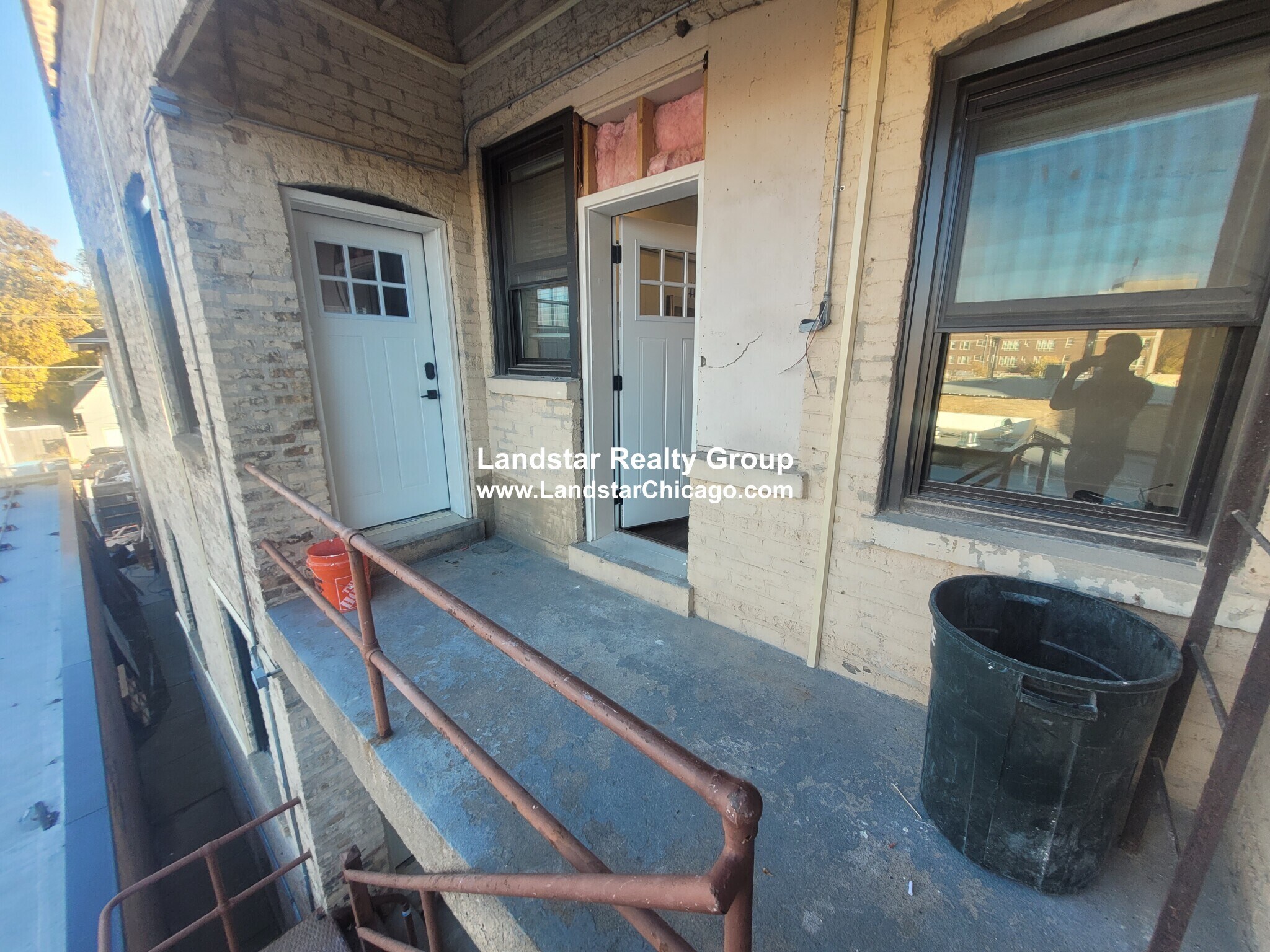 Building Photo - 1241 Chicago Ave