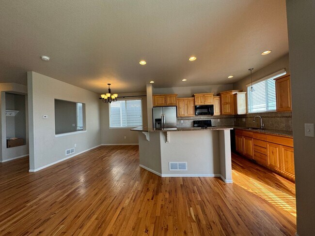 Building Photo - Great House in Rigden Farms