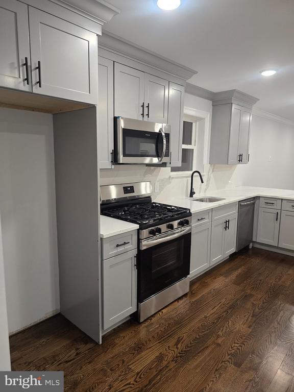 Building Photo - 135 N 15th St