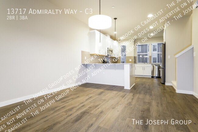 Building Photo - 13717 Admiralty Way