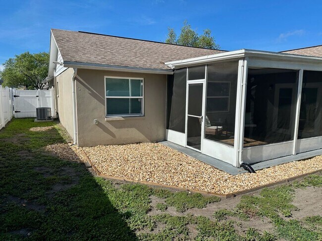 Building Photo - 7301 Mitchell Ranch Rd