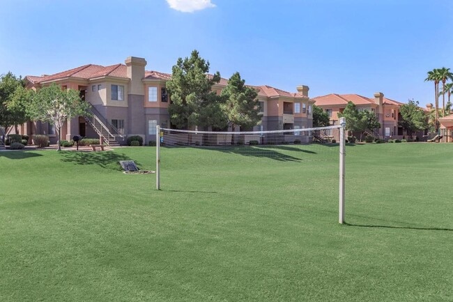 Building Photo - 1941 S PIERPONT Dr