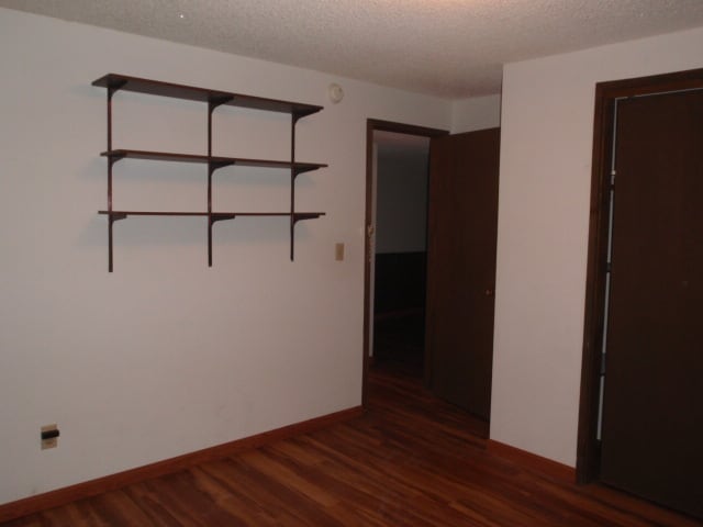 Building Photo - 920 Parkview Way