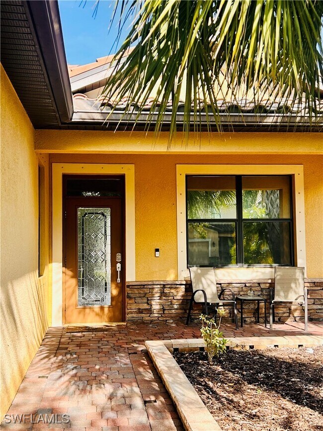 Building Photo - 2766 Via Piazza Loop