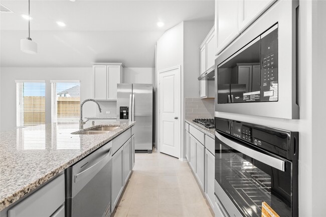 Building Photo - 123 Misty Ridge Ct