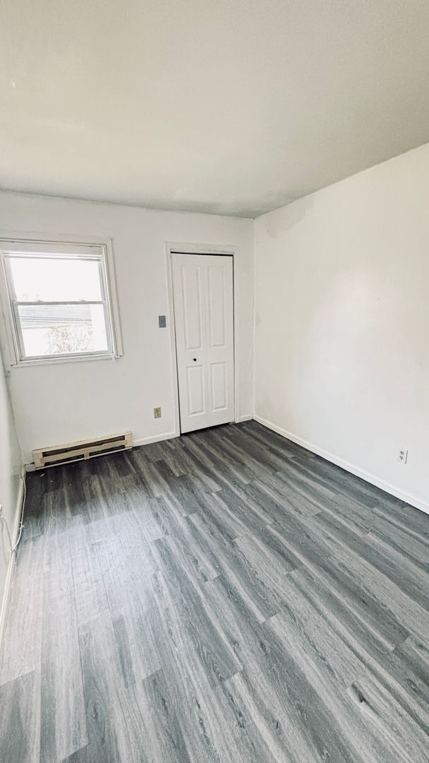 Building Photo - 1335 S Howard St