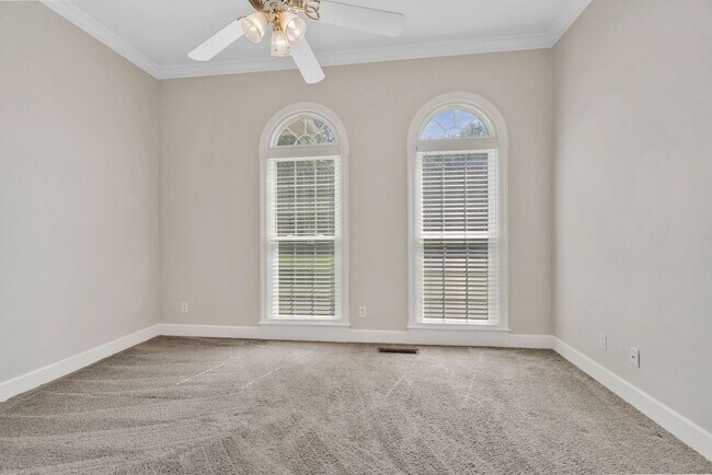 Building Photo - 375 Natchez Trace Ct