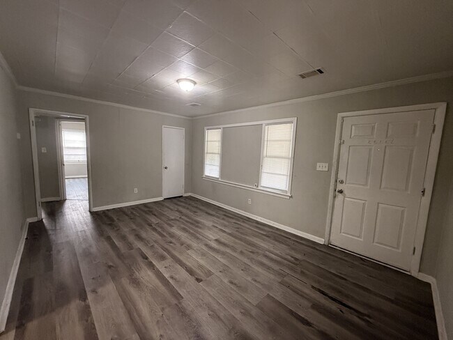 Building Photo - 3462 East St