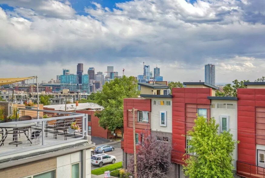 Primary Photo - 2215 W 32nd Ave