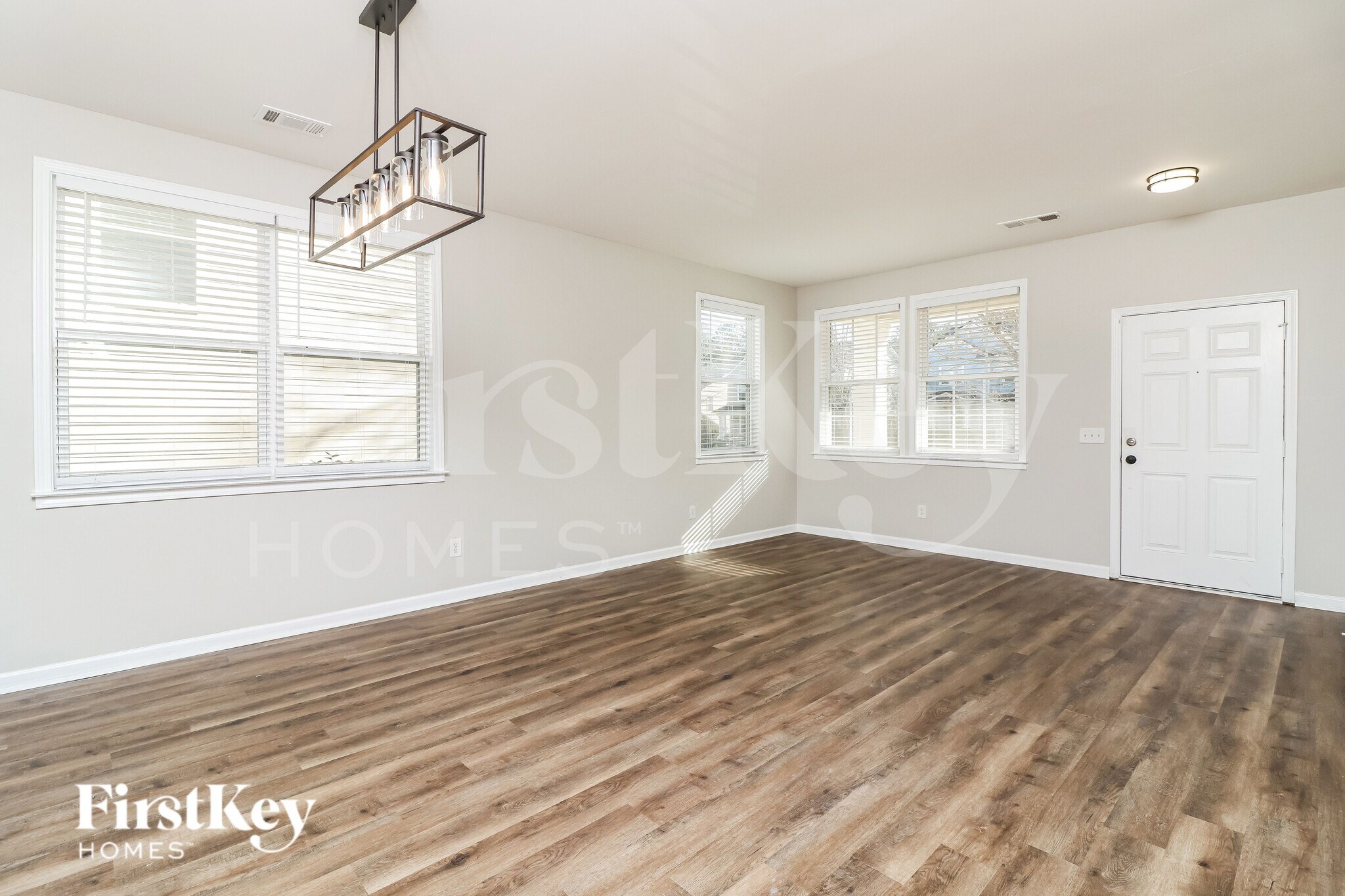 Building Photo - 85 Parkmont Way