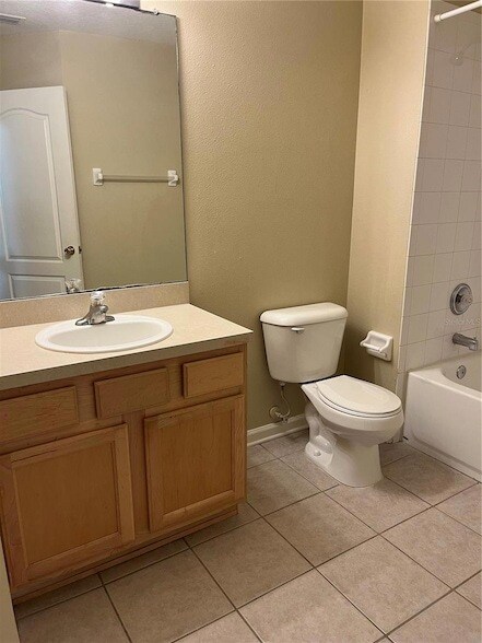 Building Photo - 2751 Conch Hollow Dr