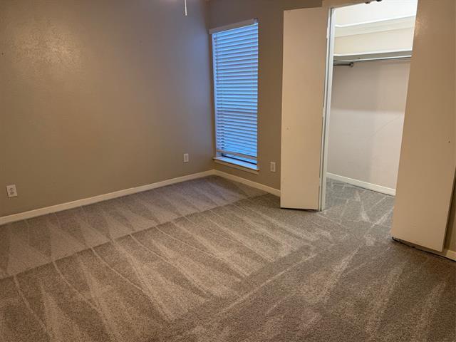 Building Photo - 7450 Holly Hill Dr