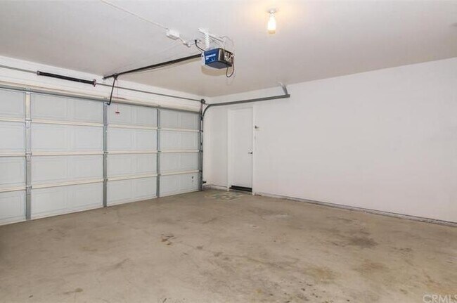 Building Photo - 28138 Bavaria Dr
