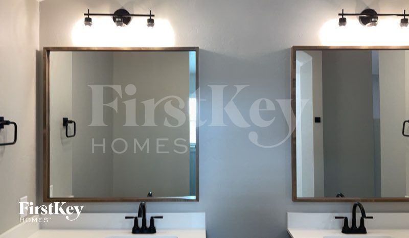 Building Photo - 3615 Alta Vis Dr