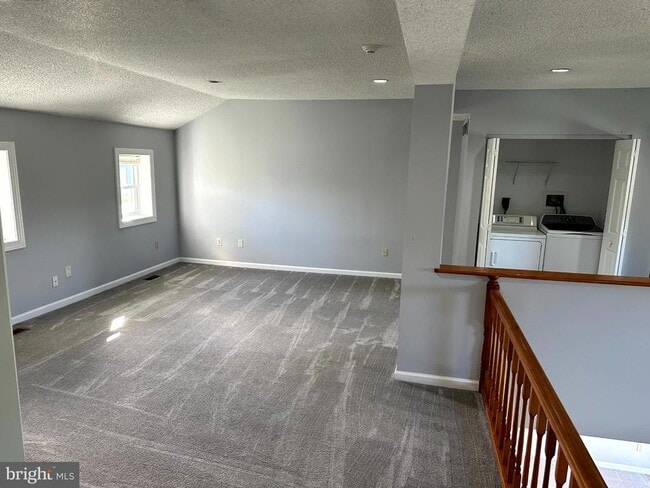 Building Photo - 1476 Steelville Rd