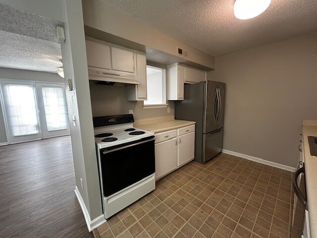 Building Photo - 5525 Hornaday Rd