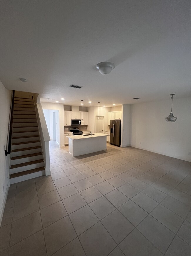 Building Photo - 15467 Sugar Citrus Dr