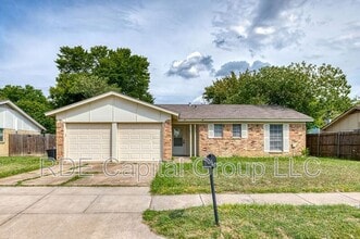 Building Photo - 8013 Emerald Hills Way