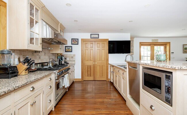 Building Photo - 25 Ocean View Pkwy