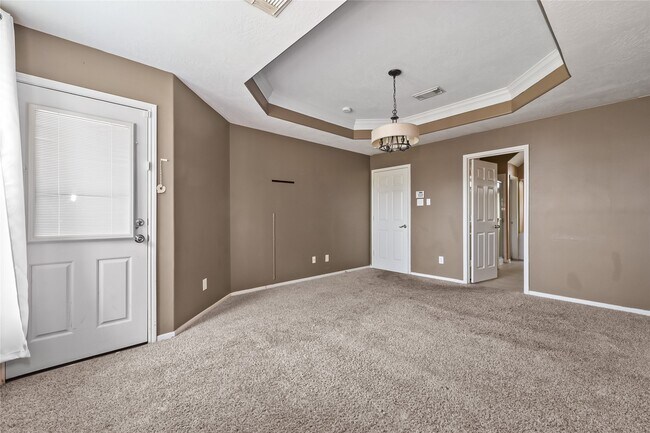 Building Photo - 511 Nadia Way