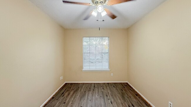 Building Photo - 17326 Harmony Hill Dr