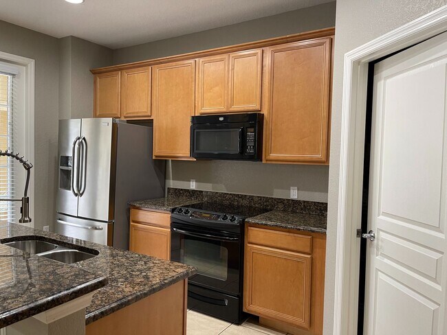 Building Photo - Awesome Townhome for rent at Windermere