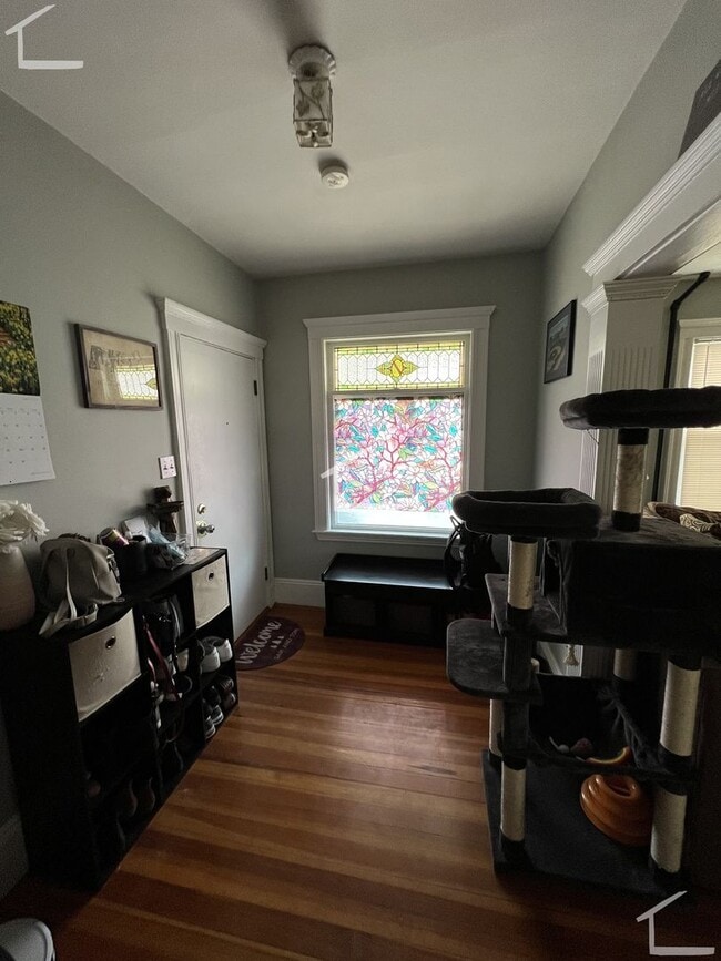 Building Photo - Very Affordable 2 bed in Brighton...