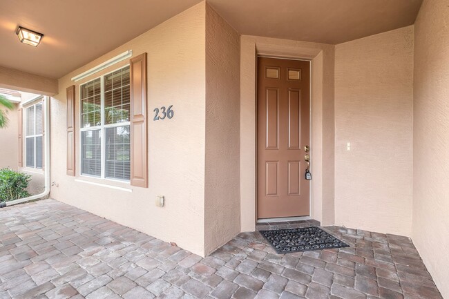 Building Photo - Charming 2-Bedroom, 2.5-Bathroom Townhome ...