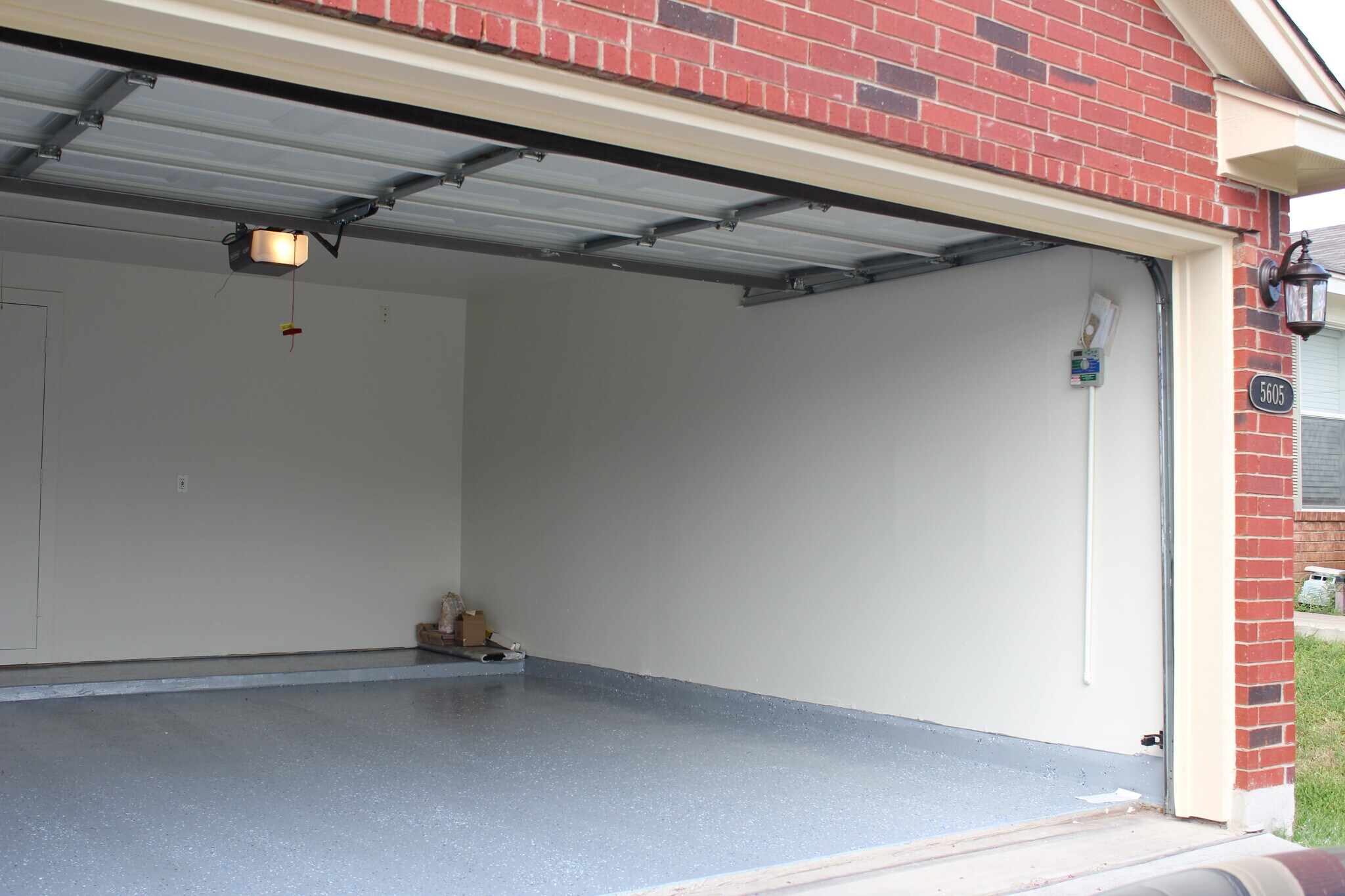 Garage view - 5605 Bentsen Ln